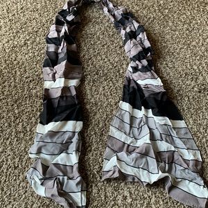 Jones New York scarf